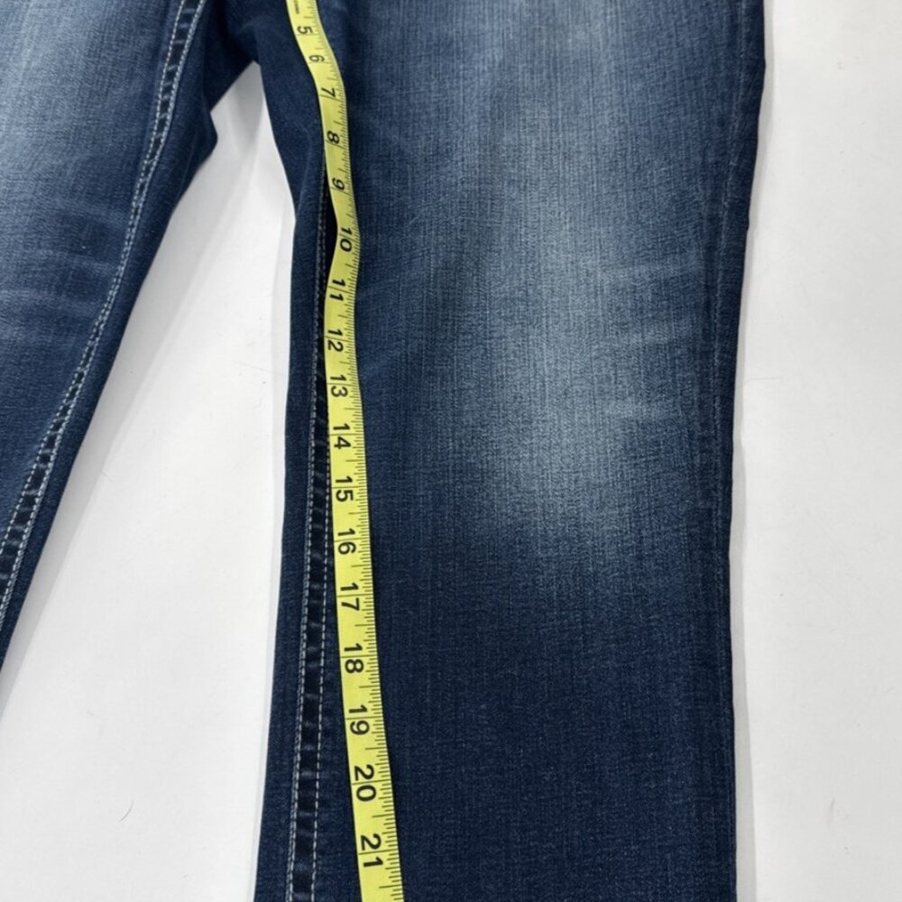 BKE Womens Gabby Jeans Size 32 Stretch Distressed Curvy Fit Straight Crop 34x25 - Picture 8 of 13